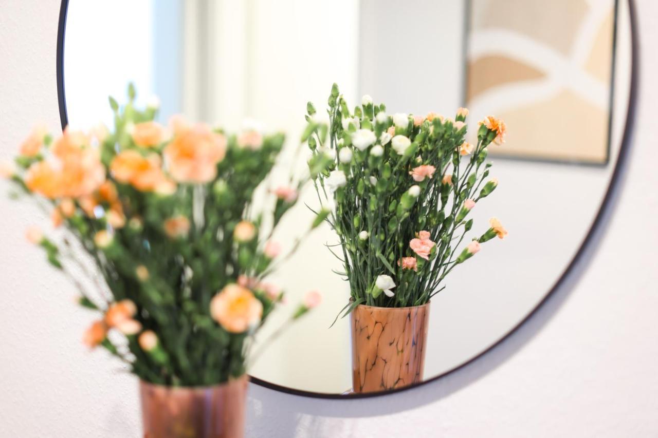 80Qm Luxurioese Designerwohnung Im Herzen Bochums ภายนอก รูปภาพ