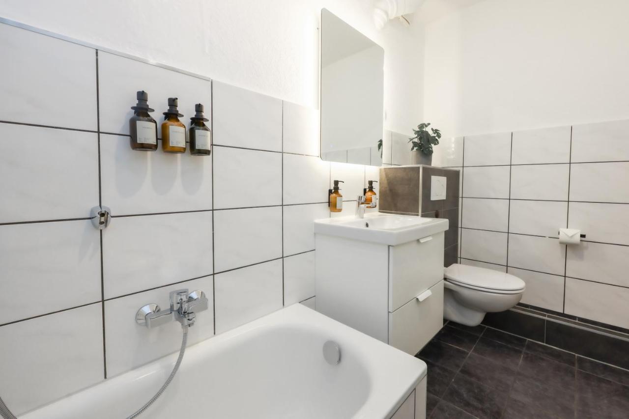 80Qm Luxurioese Designerwohnung Im Herzen Bochums ภายนอก รูปภาพ
